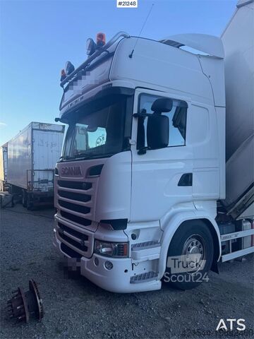 čemodāns Scania R580 6x2 Wood chip truck w/ 2-way tipper. Delivere