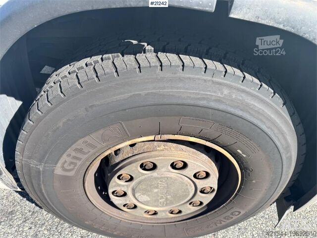 Kølet/frosset transport Scania P420 6x2 Box truck w/ Defective aggregate.