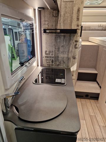 Caravana semiintegrada FORSTER 2026 Coupe 669 EB Automatik, 16" Alu, Driver Ass