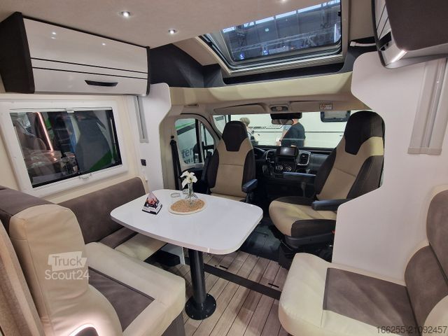 Caravana semiintegrada FORSTER 2026 T699 EB