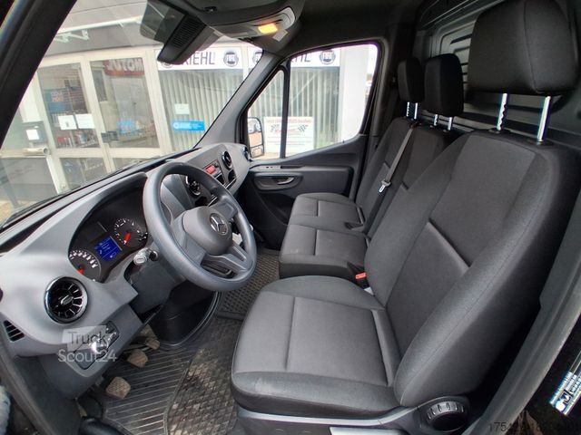 Autocaravana MERCEDES-BENZ Sprinter 211 CDI - QUQUQ Küchenbox + Klappbett