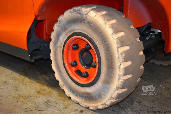 Carrello elevatore Linde E 50 HL 388