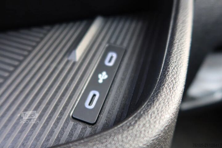 Refrigerated/freezer transport (delivery van) Renault Master L3/H2 Koel/Vries Carrier Xarios 350 B.P...