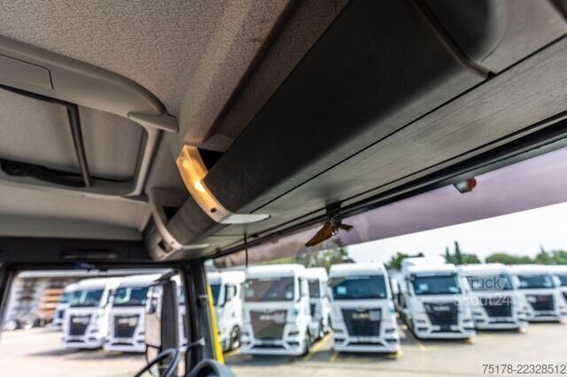 Chasis con cabina MAN TGS 49.400 10X4-6 BB