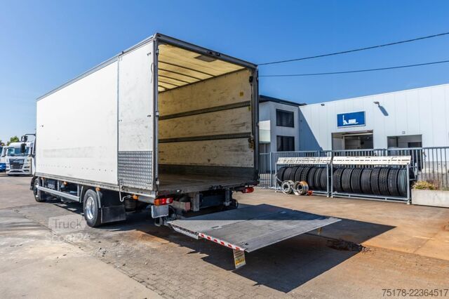 Valiză RENAULT D16 250+DHOLLANDIA 1.5T.