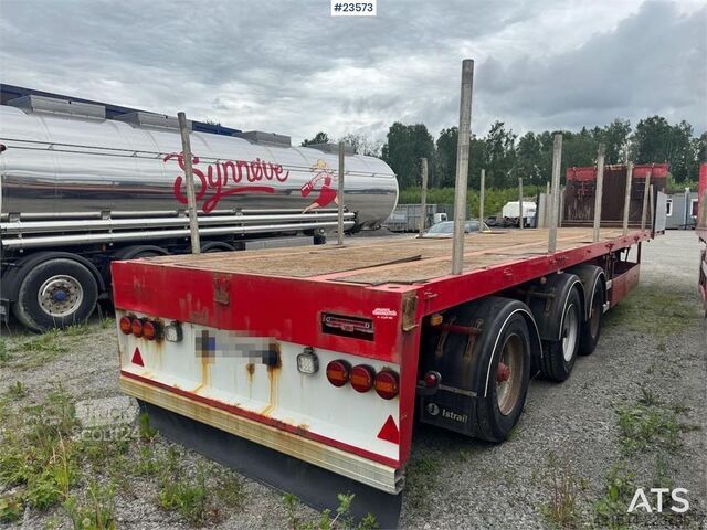  Istrail Semi-Trailer