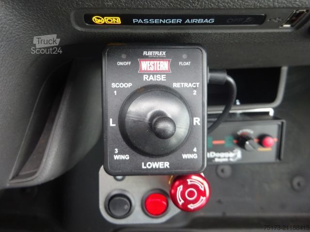 Tipvogn varebil FORD Transit DoKa 350L2 4x4 Winterdienst Streuer Schi