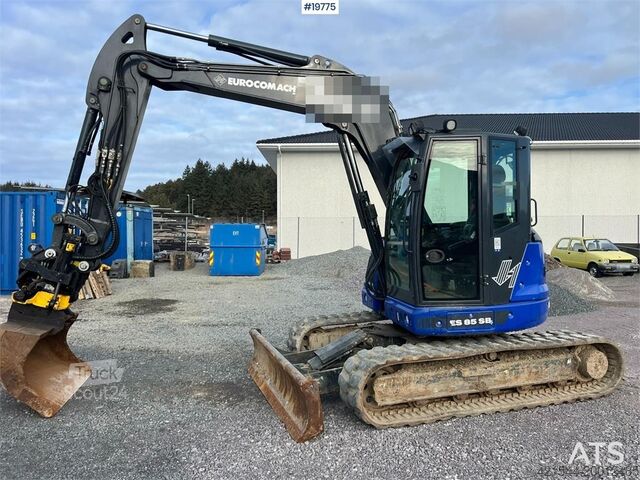 Grävmaskin med larvband Euromach ES 85 SB4