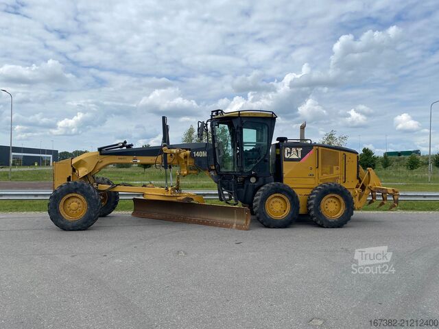 Road grader Caterpillar 140M Ripper + Pushblock