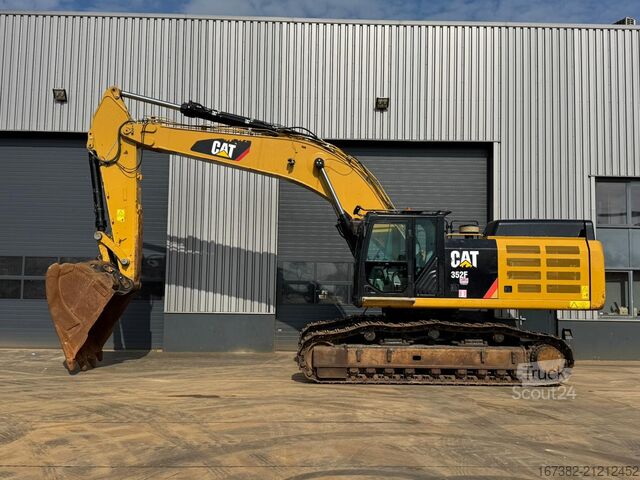Crawler excavator Caterpillar 352F