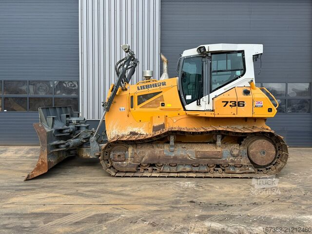 Levelling machine Liebherr PR736 LGP | PAT Blade