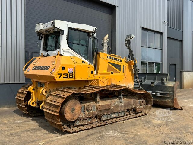 Levelling machine Liebherr PR736 LGP | PAT Blade