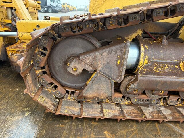 Levelling machine Caterpillar D6N XL