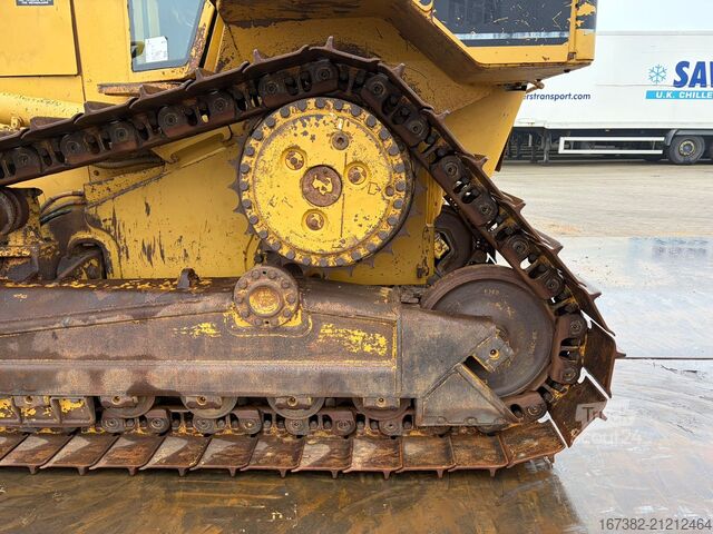 Levelling machine Caterpillar D6N XL
