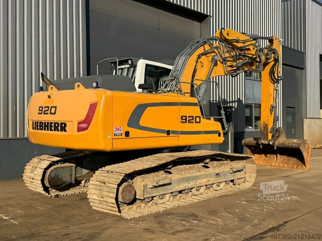 Crawler excavator Liebherr R920LC