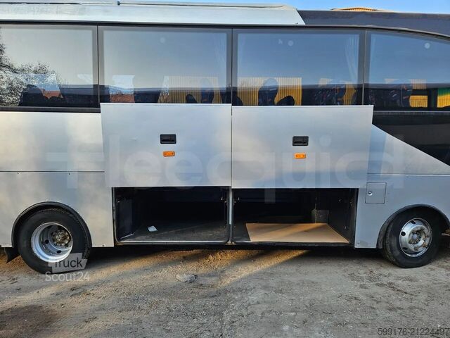 Autocarro interurbano MAN TEZELLER