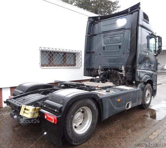 Standard tractor unit MERCEDES-BENZ Actros 1863 2163 Bigspace Styleliner