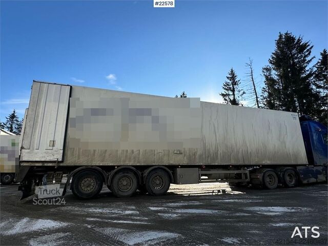 Jäähdytetyt/pakastetut kuljetukset HFR cabinet semi-trailer with Thermo King refrigeratio