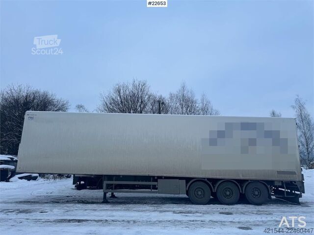 Transport chłodniczy/mrożony HFR Cabinet semi with Thermo King unit.