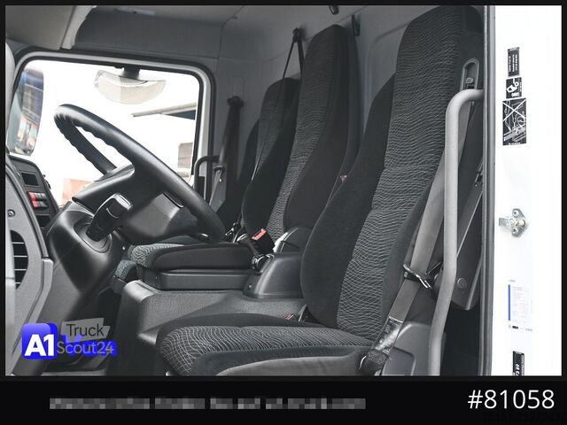 Furgoneta caja MERCEDES-BENZ Atego 818 Koffer, LBW, Klima, Luftfederung, Automatik