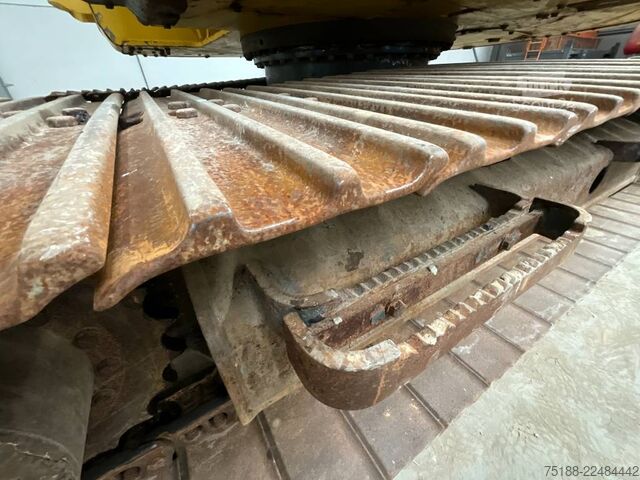 Escavadora de rastos Komatsu PC 138 US-11