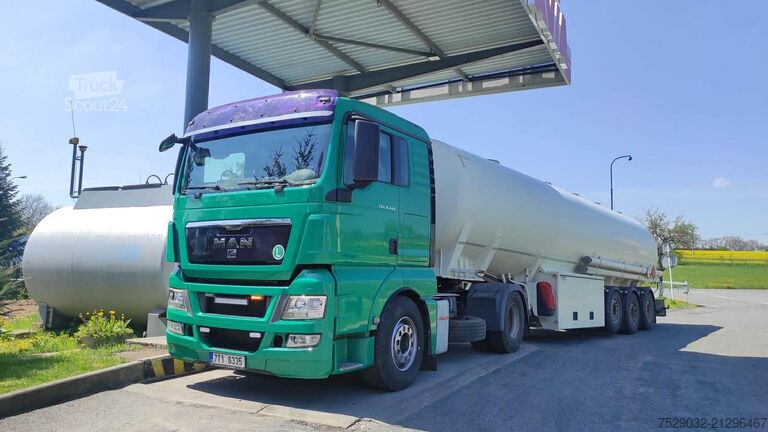 Remorcă cisternă Stokota 3 AXL/E