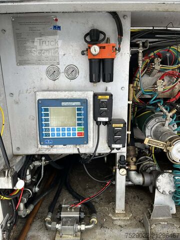 Remorcă cisternă Stokota 3 AXL/E