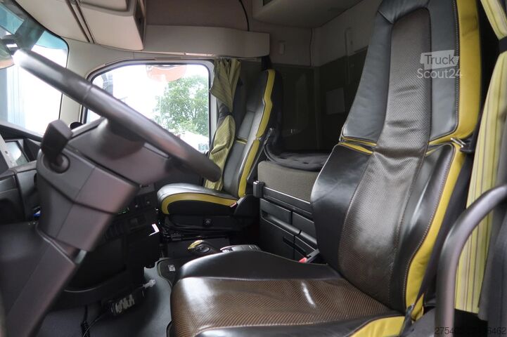 Estándar-SZM Volvo FH 16.750 6X4T/ FULL AIR/ RETARDER/ LIFTING AXLE