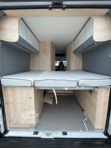 Autorulotă semi-integrată ADRIA Matrix Supreme 670 SL*Safey+Style*Leder*Mj.2025*