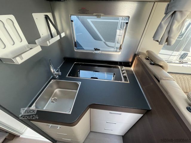 Autorulotă semi-integrată ADRIA Matrix Supreme 670 SL*Safey+Style*Leder*Mj.2025*