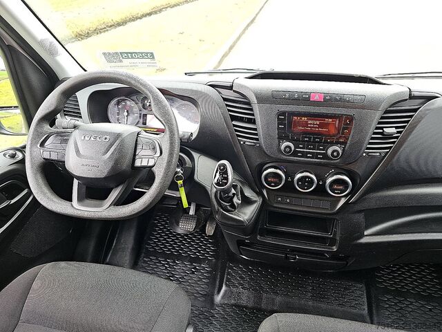 Универсал с высокой крышей IVECO DAILY 35S14       L2H2 Automaat Euro6!