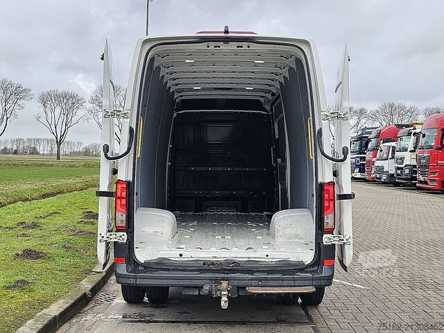 Break à toit surélevé VOLKSWAGEN CRAFTER 50 2.0 TDI 177 L4H3