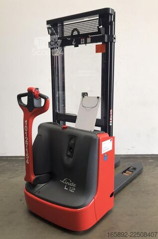 ручний штабелер Linde L 12 1172