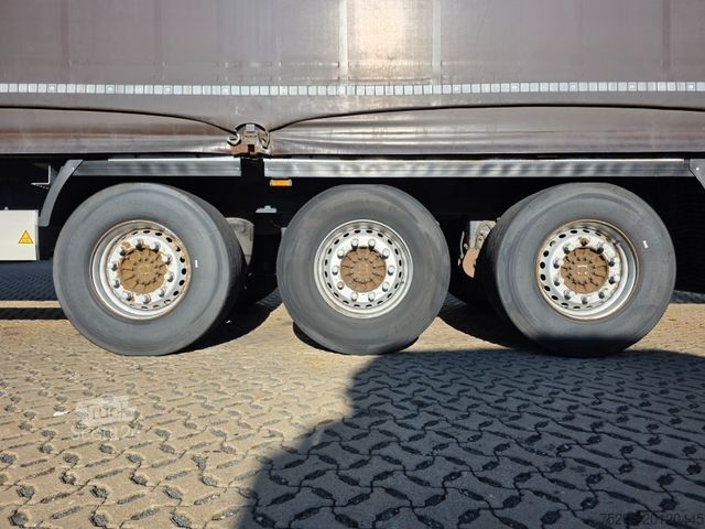 Ανοιχτό ημιρυμουλκούμενο με μουσαμά KRONE SD / 2 Liftachsen / EDSCHA