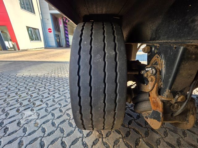 Ανοιχτό ημιρυμουλκούμενο με μουσαμά KRONE SD / 2 Liftachsen / EDSCHA