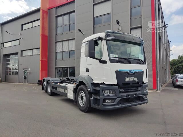 Šasija ar kabīni MAN TGS 26.480 6x2-4 LL Fahrgestell