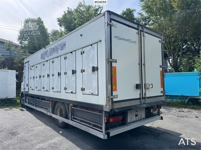 Чемодан Mercedes-Benz Axor Fish Truck (Box Truck)