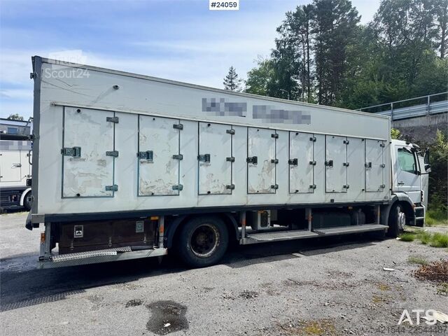 Чемодан Mercedes-Benz Axor Fish Truck (Box Truck)