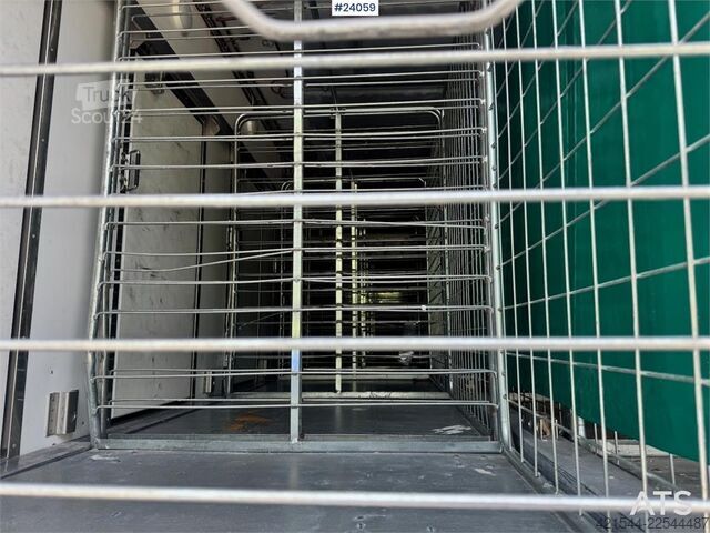 Koffert Mercedes-Benz Axor Fish Truck (Box Truck)