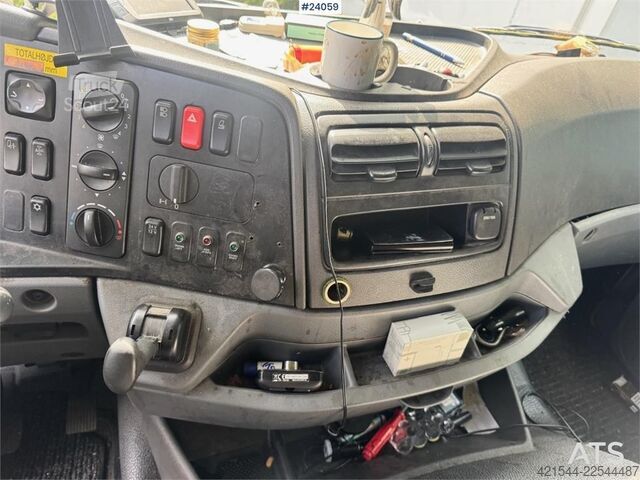 Koffert Mercedes-Benz Axor Fish Truck (Box Truck)