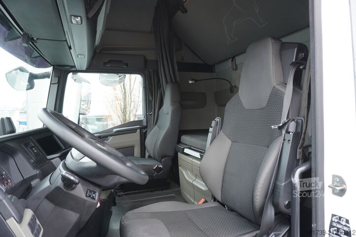 Traktoriaus vienetas MAN TGX 18.510 E6 4×2 tractor unit/ Retarder