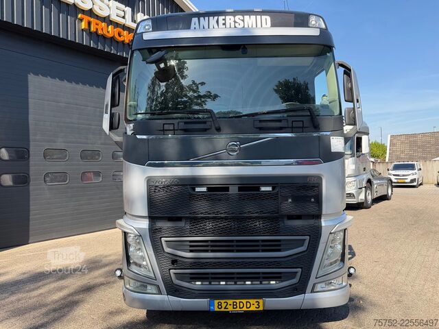 Standard-SZM Volvo FH 420 4X2 Globetrotter Hydraulic NL Truck