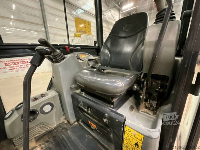 Minikoparka Bobcat E 19