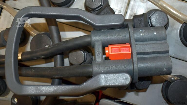 šakinio krautuvo baterija GRUMA 80 Volt 4 PzS 460 Ah