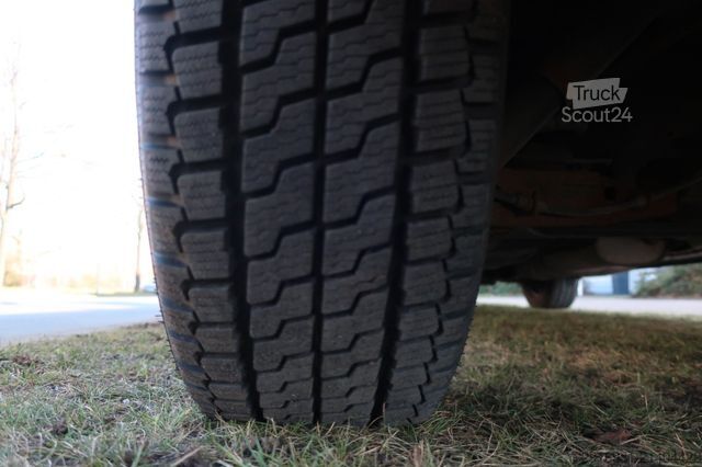 Brandweerwagen VOLKSWAGEN Nr.36 T5 KTW Klima / PDC / SHZ / DSG