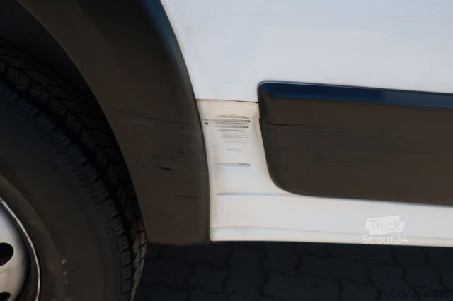 Furgão de teto alto PEUGEOT Boxer Kasten Grossraum 435 L4H3 Premium Nr. 137