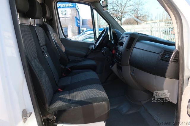 Furgão de teto alto MERCEDES-BENZ Sprinter II Kasten 210 CDI / Nr. 174