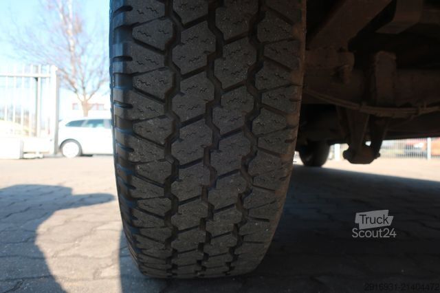 Furgão de teto alto MERCEDES-BENZ Sprinter II Kasten 210 CDI / Nr. 174