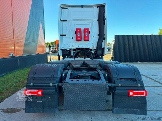 Standart traktör Mercedes-Benz Actros L 2553 6x2 GIGASPACE