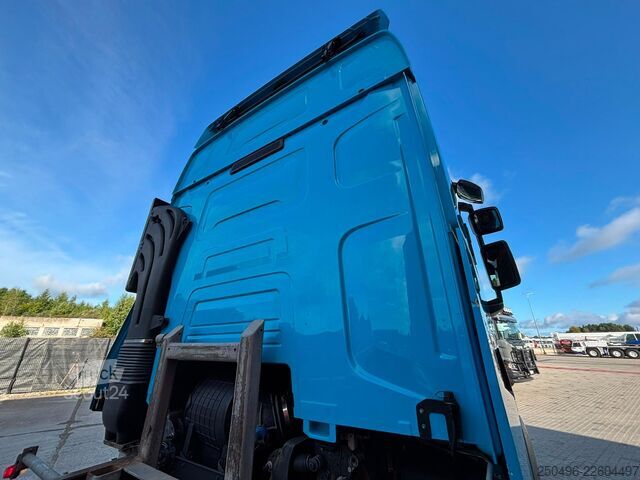 Контейнерні перевезення Renault T 520 6x2 CHASSIS L=7545 mm